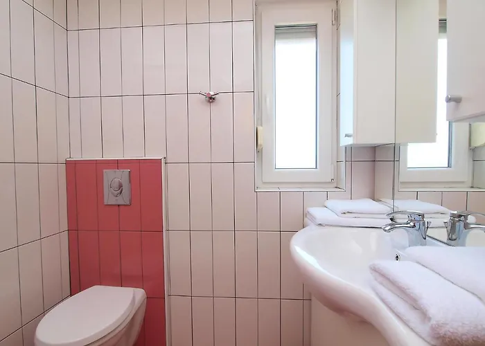 Marko-2 By Interhome * 비빈제